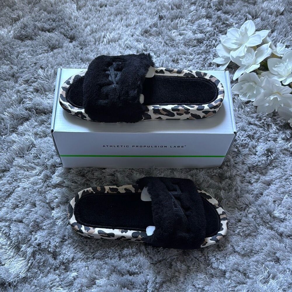 APL Women's Shearling Slide in Black/ Leopard Size 6